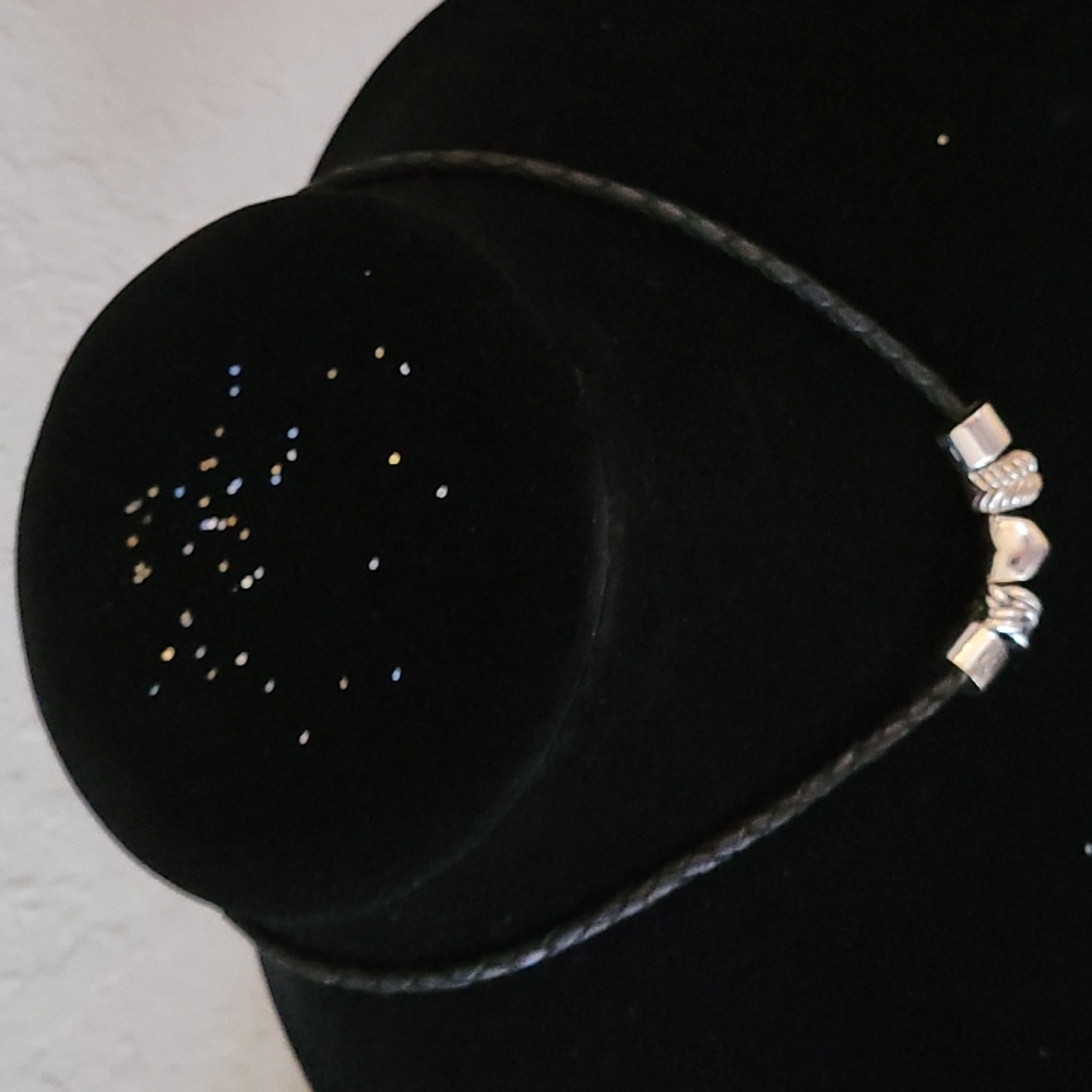 🩷PANDORA! Authentic! Like NEW! Leather Bracelet/Necklace w/5 Pandora Charms! - Picture 2 of 3